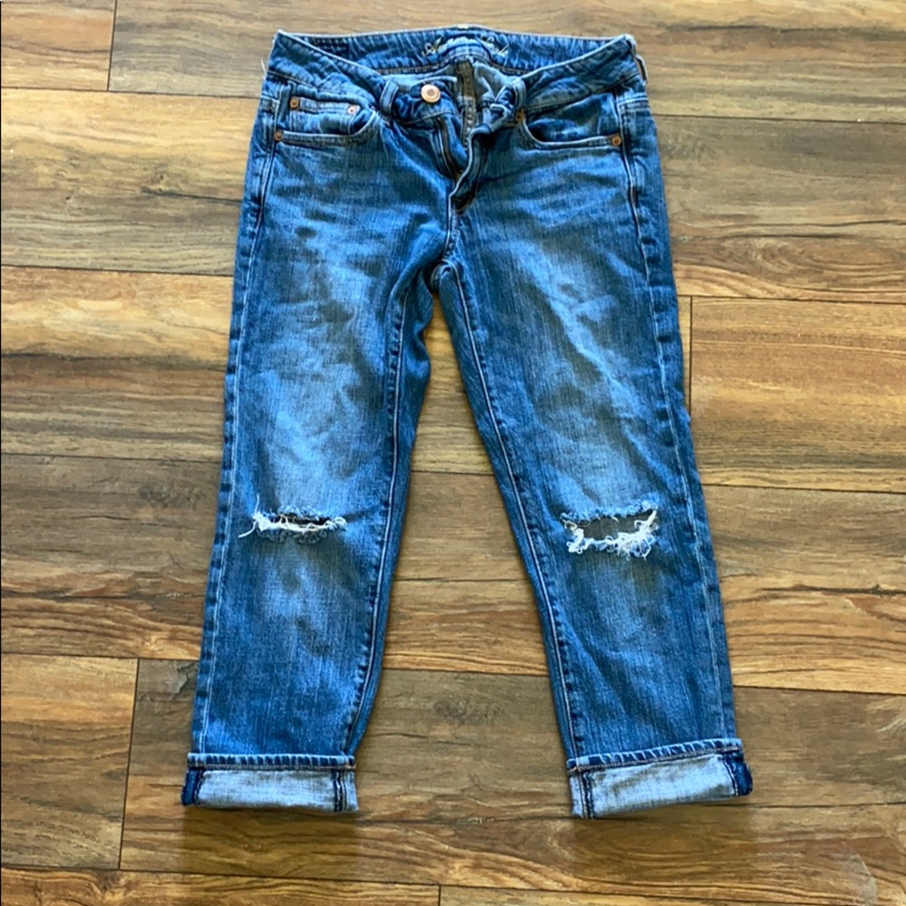 American Eagle Cropped Boyfriend
